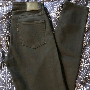 Levi’s 721 High Rise Skinny Jeans